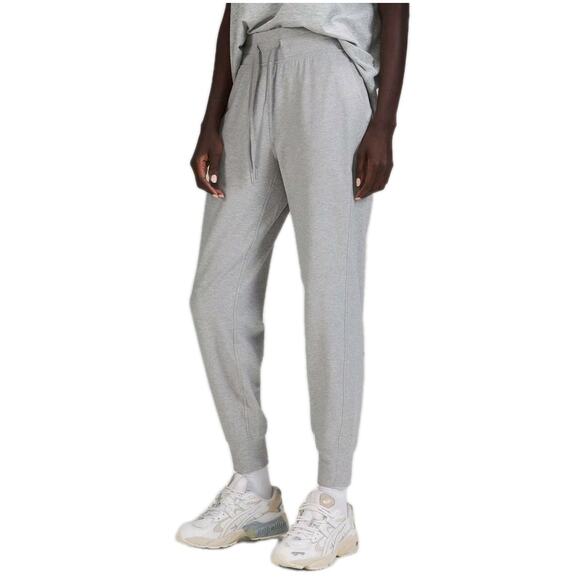LULULEMON Ready to Rulu High Rise Jogger in Heathered Raceway Grey Women's 2 - Picture 1 of 5